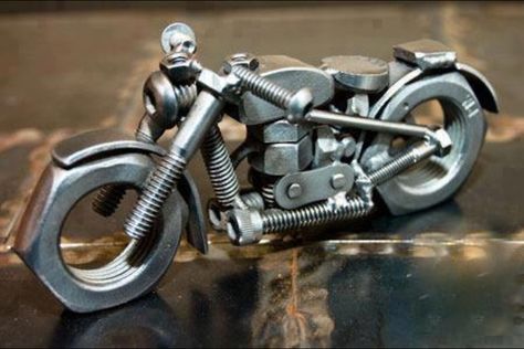 Nuts and bolts bike. Metal Motorcycle, Metal Figurines, Welding And Fabrication, Welding Art Projects, Metal Welding, Sculpture Metal, Steel Art, Metal Art Welded, Metal Art Diy