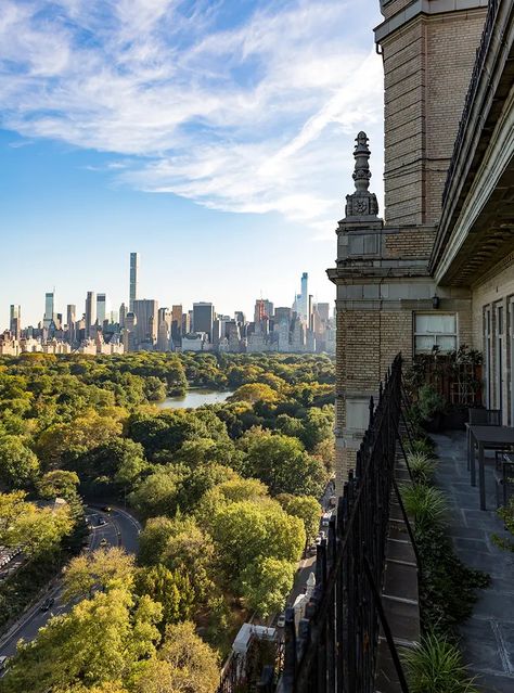 Central Park Penthouse - Carrier And Company Apartment Central Park View, Central Park Penthouse, Industrial Penthouse, Chicago Penthouse, Nyc Xmas, New York City Penthouse, Manhattan Penthouse, Central Park View, Nyc Penthouse