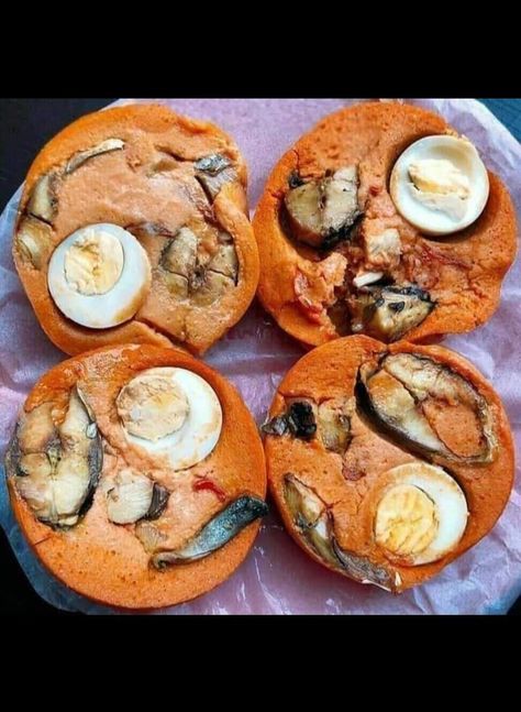 Food Swallow Food, Nigeria Food, African Recipes Nigerian Food, Nigerian Recipes, Africa Food, Bean Cakes, African Cooking, Jollof Rice, Food Aesthetics