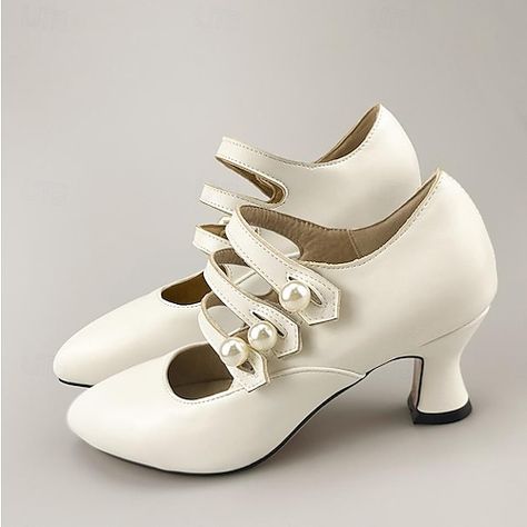 Edwardian Shoes, 1930s Shoes, Wedding Shoes Pumps, Wedding Shoes Vintage, Victorian Shoes, Brogues Style, Heels Online, Womens Wedding Shoes, Mary Jane Heels