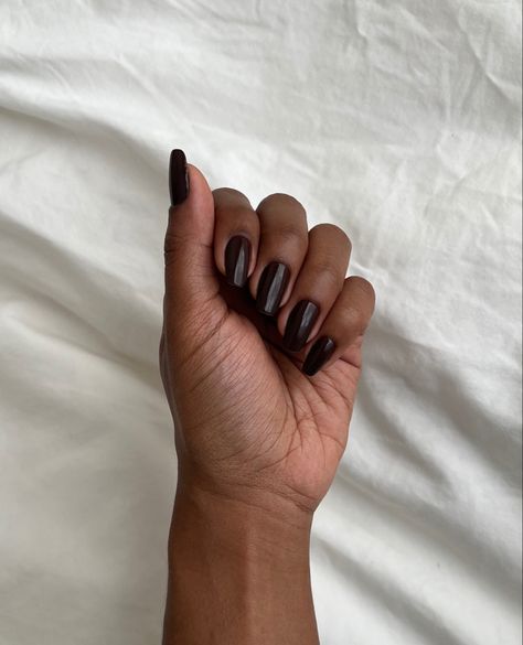 Brown Nails Square, Dark Chocolate Nails, Minimalist Fall Nails, Brown Almond Nails, Chocolate Brown Nails, Mocha Nails, Chocolate Nails, Brown Tights, Real Nails