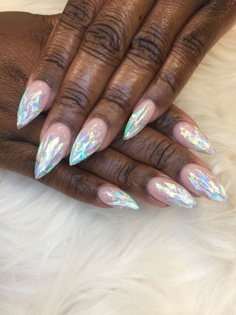 Opalescent Acrylic Nails, Opal Ombre Nails, How To Holographic Nails, Nails With Foil Flakes Silver, Iridescent Sparkle Nails, White Holographic Nails Design, Holographic Foil Nails, Iridescent Christmas Nails, Iridescent Flake Nails