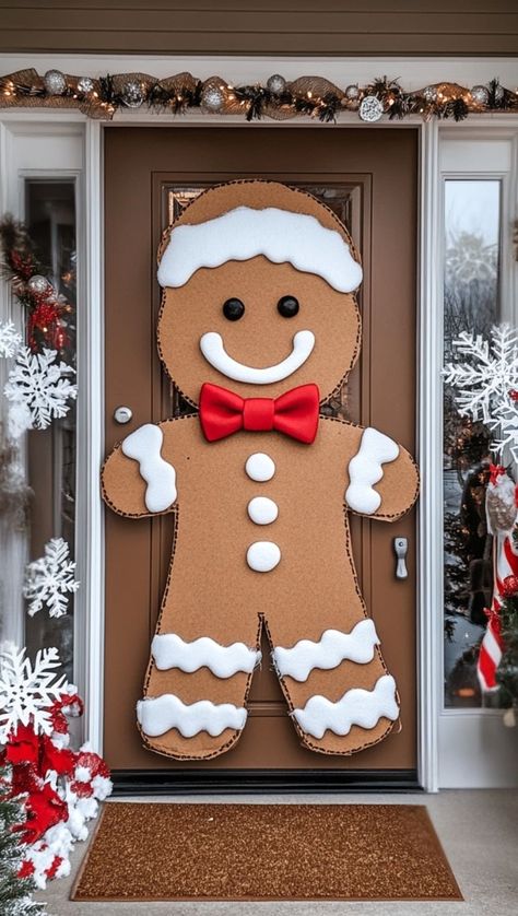 Snowmen Door Decorations, Christmas Decor Ideas Door, Simple Christmas Door Decorations, Easy Christmas Door Decorations, Christmas Door Decorations Diy, Diy Christmas Front Door, Christmas Tree Door Decorations, Foam Christmas Crafts, Disney Door Decorations