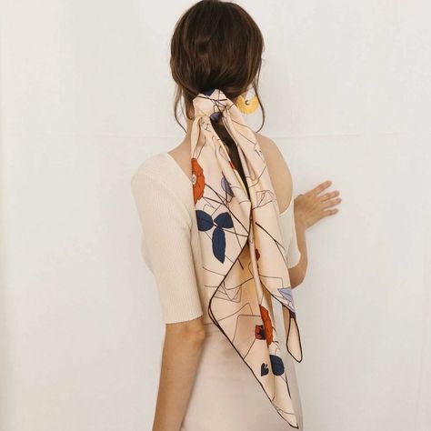 Silk Scarf Outfit, Scarf Aesthetic, Silk Scarf Style, Silk Scarf Hair, Large Silk Scarf, Silk Neck Scarf, Silk Headscarf, Silk Square Scarf, Body Wrap