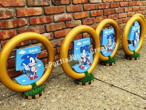 Sonic Centerpiece Ideas, Sonic The Hedgehog Table Centerpiece, Sonic Birthday Party Centerpiece, Sonic The Hedgehog Table Decorations, Diy Sonic Centerpieces, Sonic The Hedgehog Birthday Party Centerpieces, Sonic 3rd Birthday, Sonic The Hedgehog Diy Decorations, Sonic Party Centerpieces