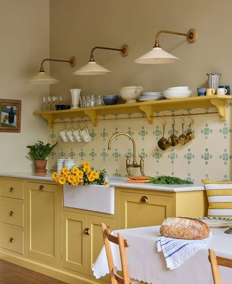 Sudbury Yellow, Yellow Kitchen Tiles, Yellow Kitchen Cabinets, Farrow And Ball, Yellow Kitchen, Yellow Walls, Red Kitchen, Trendy Kitchen, Farrow Ball