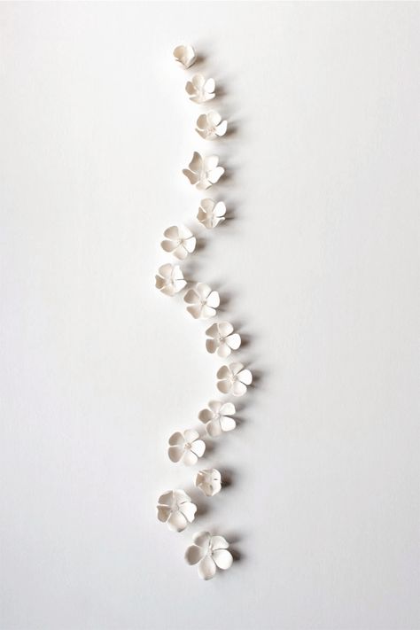 Hanging Wall Art Diy, Bead Hair Accessories, Air Dry Clay Projects, Ceramic Workshop, Clay Wall Art, Flower Sculptures, Lighting Accessories, Handmade Brand, Porcelain Art