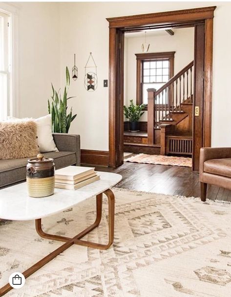 From living room to entryway. Natural colors, light Dark Wood Trim, Old Apartments, Wood Trim, Living Room Inspo, A Living Room, Pretty House, Kitchen Designs, Home Fashion, 인테리어 디자인