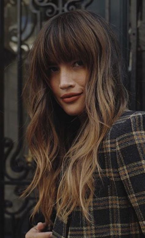 Ombre With Fringe, Rocky Barnes Hair Bangs, Caramel Balayage With Bangs, Balayage Hair With Fringe, Brunette Balayage Hair With Bangs, Ombre Hair With Bangs, Balayage With Fringe, Balayage With Bangs, Wedding Hairstyles With Bangs