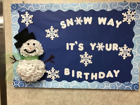 Bulletin Board Ideas Birthday, School Birthday Bulletin Boards, Christmas Chart Ideas For School, December Birthday Board, December Birthday Board Ideas, Christmas Birthday Board, January Birthday Board, Christmas Birthday Board Classroom, December Birthday Bulletin Boards