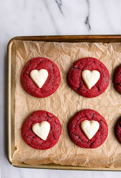 Small batch cookies: red velvet sugar cookies for Valentine's Day dessert for two.#redvelvetsugarcookies #sugarcookierecipe Red Velvet Sugar Cookies Recipe, Sugar Cookie Recipe Small Batch, Red Velvet Sugar Cookies, Velvet Sugar Cookies, Red Velvet Desserts, Valentines Baking, Velvet Cookies, Pastel Cupcakes, Red Velvet Cookies