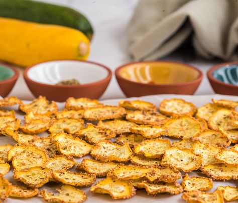 Dehydrated Squash Chips | Food Revolution Network Dehydrated Yellow Squash Chips, Dehydrated Squash, Yellow Squash Chips, Freeze Drier, Squash Chips, Chips Food, Butternut Recipes, Yellow Squash Recipes, Dehydrating Food