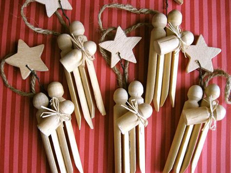 25 Handmade Christmas Ideas: I love these Clothespin Nativity Ornaments! Nativity Ornaments, Navidad Diy, Christmas Nativity, Noel Christmas, Baby Jesus, Clothespins, Xmas Crafts, Christmas Joy, Christmas Projects