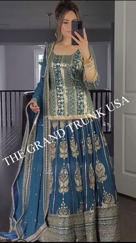 Pakistani Sharara Suit, Needle Work Embroidery, Pakistani Sharara, Kurta Lehenga, Bridal Lehenga Designs, Sabyasachi Lehenga, Saree Bollywood, Designer Salwar Kameez, Georgette Lehenga