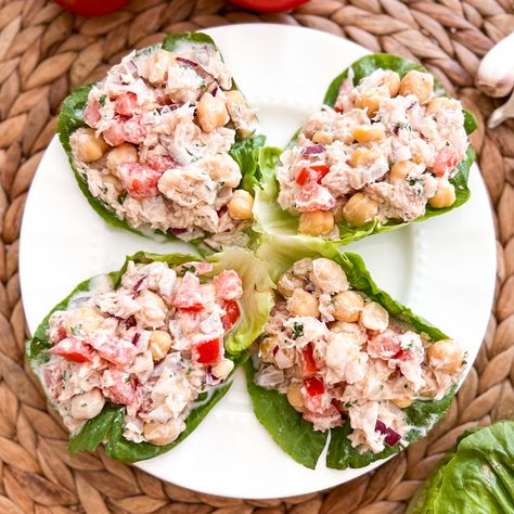 Creamy Tuna & Chickpea Lettuce Wraps | Healthy 15 Minute Recipe Tuna With Chickpeas, Tuna Chickpea Salad Healthy, Chickpea Tuna Salad Vegan, Vegan Chickpea Tuna Salad, Chickpea Lettuce Wraps, Tuna Chickpea, Vegan Chickpea Tuna, Food Spain, Lettuce Wraps Healthy