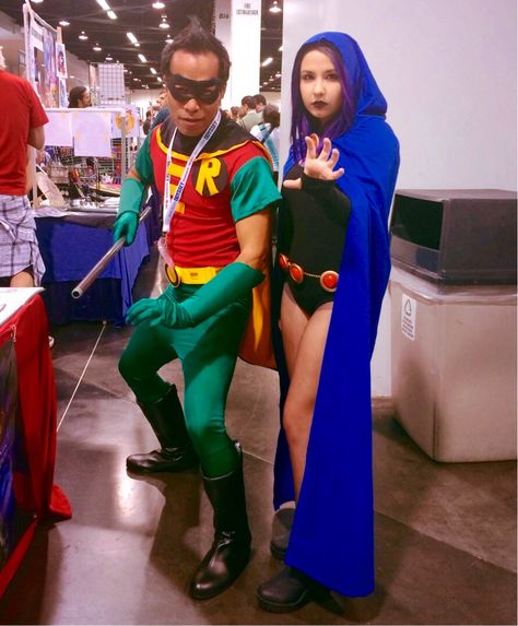 Raven and Robin from Teen Titans cosplay. Wondercon 2015 Raven And Robin Costume, Raven And Robin, Robin From Teen Titans, Teen Titans Cosplay, Teen Titans Robin, Robin Costume, Robin And Raven, Raven Cosplay, Cool Cartoons