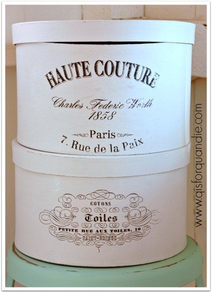 Create+Your+Own+Faux+French+Hatbox. Gift Box For Men Boyfriends, Wine Gift Wrap, French Design Style, French Country Rug, Christmas Gift Wrapping Ideas, Gift Wrap Ideas, Vintage Hat Boxes, Handmade Gifts For Boyfriend, Fusion Paint