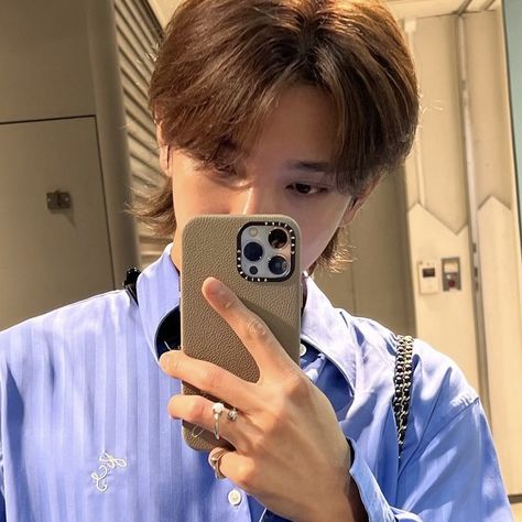 svt joshua mirror selca icon Jisoo Seventeen, Seventeen Joshua, Hong Jisoo, Shadow Warrior, Joshua Seventeen, Joshua Hong, Seventeen Album, Seventeen Wallpapers, Boyfriend Pictures