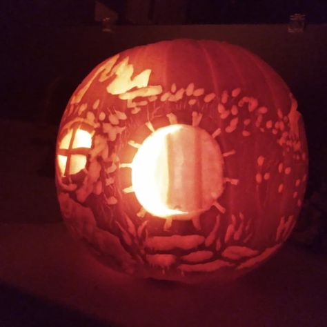 In a hole In the pumpkin there lived a hobbit... wait that's not right... Hobbit Hole Pumpkin Carving, Hobbit House Pumpkin Carving, Lord Of The Rings Jack O Lantern, Hobbit Hole Pumpkin, Hobbit Pumpkin Carving, Lotr Pumpkin Carving Ideas, Lotr Pumpkin, Hobbit Pumpkin, Pumpkin Carvings