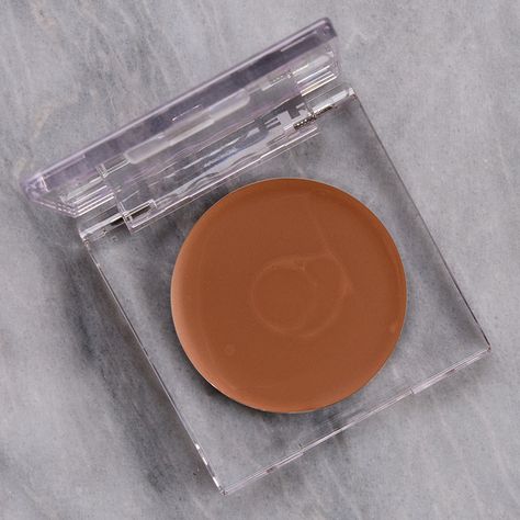 Tower 28 Getty Sculptino Soft Matte Cream Contour and Bronzer ($20.00 for 0.158 oz.) is a light-medium brown with warmer, more golden undertones paired with a natural finish. Semi-sheer coverage, buildable to high-medium opacity Lightweight, gel-cream feel, emollient but not too fluid Applied well over bare skin and over base products Long-wearing (8 hours before fading evenly) Tower 28, Cream Bronzer, Cream Contour, Rosemary Leaves, Bare Skin, Seed Butter, Sweet Cherries, Gel Cream, Flower Extract