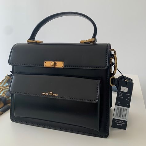 MARC JACOBS bag uptown flap leather shoulder bag brand new with tag Marc Jacobs Handbag, Jacob Black, Marc Jacobs Bag, New Version, Bag Brand, Kate Spade Crossbody, Leather Shoulder Bag, Marc Jacobs, Neiman Marcus