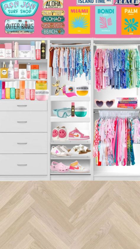 Preppy Vanity Decor, Preppy Closet Ideas, Preppy Closets, Preppy Room Inspiration, Bedroom Aesthetic Preppy, Preppy Room Ideas Bedrooms, Aesthetic Preppy Bedroom, Preppy Room Decor Ideas, Shuffles Room