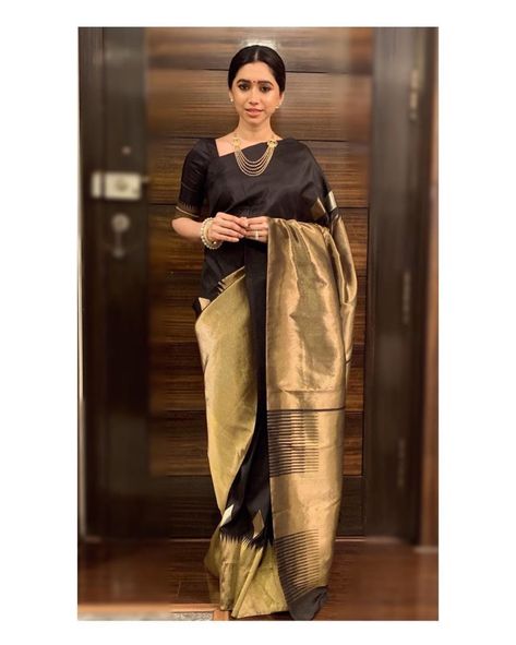 aarti ravi jayam ravi wife saree Aarthi Ravi, Aarti Ravi, Jayam Ravi, Keep Me Stylish, Indian Saree Blouse, Indian Saree Blouses Designs, Indian Fashion Saree, Blouse Designs Silk, Saree Blouses