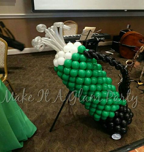 Balloon Golf Bag #makeitglam #golf #golfers #golf theme party Golf Team Homecoming Float, Golf Balloon Bouquets, Golf Party Decorations Diy Table Centerpieces, Golf Theme Balloons, Golf Themed Balloon Garland, Golf Balloon Ideas, Golf 50th Birthday Party, Golf Birthday Balloons, Golf Party Balloons