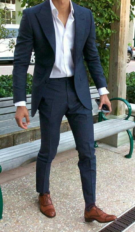 Men’s Suit No Tie, Suits Style For Men, Navy Suit No Tie, Men’s Navy Suit, Navy Suits Men, Suits For Men, Suit With No Tie, Men In Navy Suits, Classy Suits Men