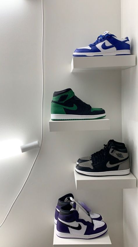 Shoe Stand Ideas, Shoes On Wall, Sneakerhead Room, Sneaker Closet, Shoe Room, Shoe Wall, Shoes For Boys, Gents Fashion, All Nike Shoes