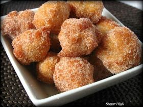 Drop Doughnut Recipe, Donuts Krispy Kreme, Bagel Recipe Easy, Cake Donuts Recipe, Cookie Deserts, Funnel Cakes, Cinnamon Donuts, Applesauce Cake, Doughnut Recipe