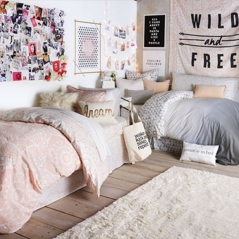 Create peace and style in your kids' shared bedrooms using these seven decor tips. Teen Bedroom Makeover, Teenage Room, Shared Bedroom, College Dorm Rooms, Bedroom Designs, Teen Room, Teen Bedroom