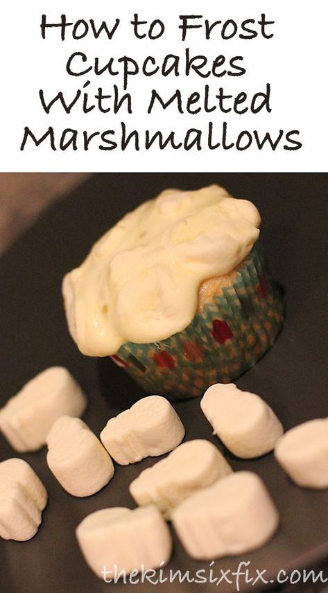 How to Frost Cupcakes with Melted Marshmallows - The Kim Six Fix Cupcake Frosting Tips, Melting Marshmallows, Frost Cupcakes, Marshmallow Cupcakes, Marshmallow Frosting, Frosting Tips, Best Party Food, Cake Fillings, Cupcake Frosting