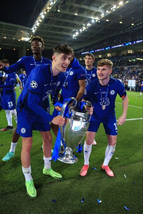 benchilwell reecejames andreaschristensen romelulukaku kaihavertz masonmount edouardmendy christianpulisic ngolokante timowerner saulniguez jorginho hakimziyech trevohchalobah antoniorüdiger kepaarrizabalaga thiagosilva rossbarkley callumhudsonodoi malangsarr rubenloftuscheek marcosalonso mateokovačić c�ésarazpilicueta thomastuchel chelsea football soccer footballer england denmark belgian germany usa french spanish italy morocco brazil croatia premierleague championsleague Chelsea Champions League, Chelsea Football Team, Timo Werner, Chelsea Wallpapers, Chelsea Team, Chelsea Players, Word Cup, Kai Havertz, Fifa Football