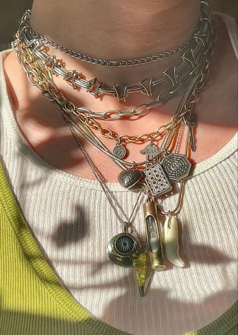 Layered Mixed Metal Necklaces, Maximalist Necklace Layering, Chunky Maximalist Jewelry, Eclectic Silver Jewelry, Maximalist Necklace Stack, Maximalist Earring Stack, Mixed Jewelry Aesthetic, Mixed Metal Charm Necklace, Silver And Gold Mixed Jewelry