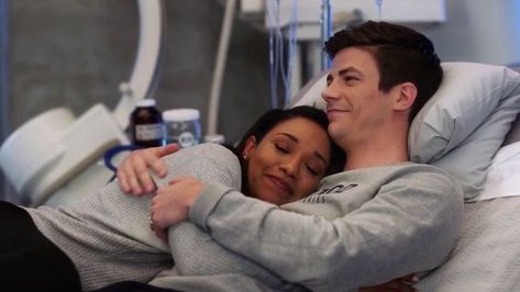 barry and iris Barry And Iris, Flash Season 4, Barry Iris, Iris West Allen, Flash Barry Allen, The Flash Grant Gustin, Candice Patton, Flash Tv Series, Iris West