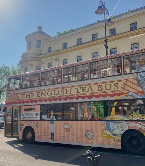 Britain tea bus double decker pink white summer sun birthday Cornish Cream Tea, Sun Birthday, Circus Wedding, London Tea, London Vibes, London Trip, Cream Tea, Double Decker Bus, Pink Tea