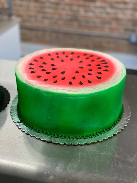 Watermelon Cake Birthday, Watermelon Cake, Watermelon Party, Cookies Cake, Cake Decoration, Custom Cakes, Cake Cookies, Amazing Cakes, Cake Designs