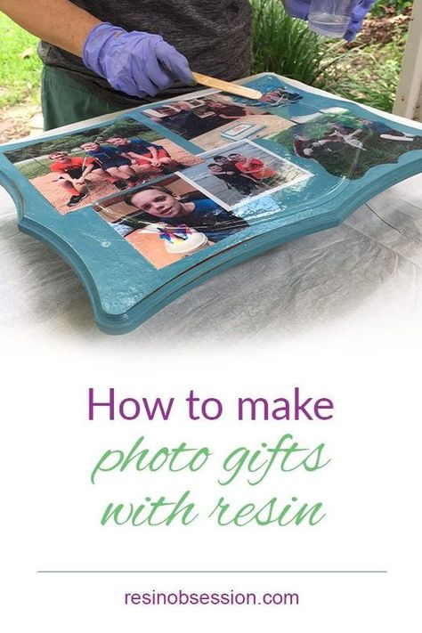 Resin Crafts With Photos, Resin And Photos, Epoxy Resin Pictures, Photo Resin Ideas, Christmas Resin Crafts Ideas, Resin With Picture Inside, Memorial Epoxy Ideas, Resin Collage Art, Fathers Day Resin Gifts