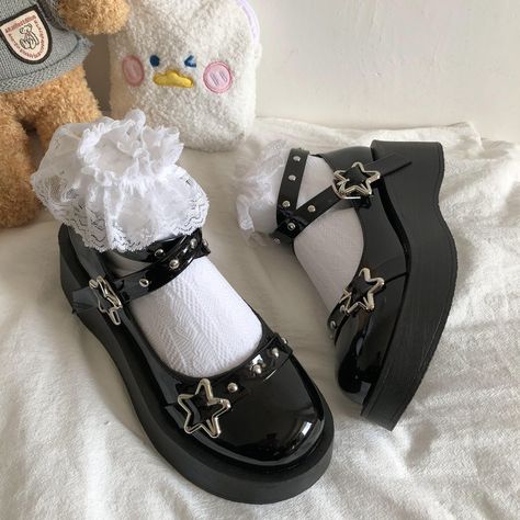 Lolita Shoes Star Buckle on Luulla Cute Star Shoes, Star Mary Janes, Space Shoes Aesthetic, Femboy Shoes, Star Platforms, Shoes With Stars, Star Heels, Black Buckle Shoes, Space Shoes