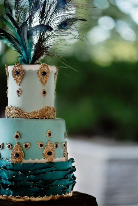 Peacock Wedding Inspiration, Feather Cake, Peacock Wedding Cake, Peacock Cake, Masquerade Party Decorations, Cake Photos, Wedding Cake Photos, Outdoor Pavilion, Wedding Styled Shoot