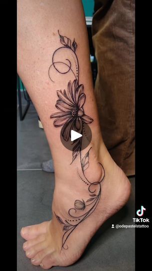 176K views · 7.2K reactions | Quelques restes de stencil sur certains tracés 😪. Une magnifique osteospermum et ses arabesques pour une belle cheville. Merci pour ton projet 🙏... | By Studio O&Pastels TattooFacebook Pastel Tattoo, Tattoos Designs, Elegant Tattoos, Arabesque, Tattoo Designs, Pastel, Tattoos