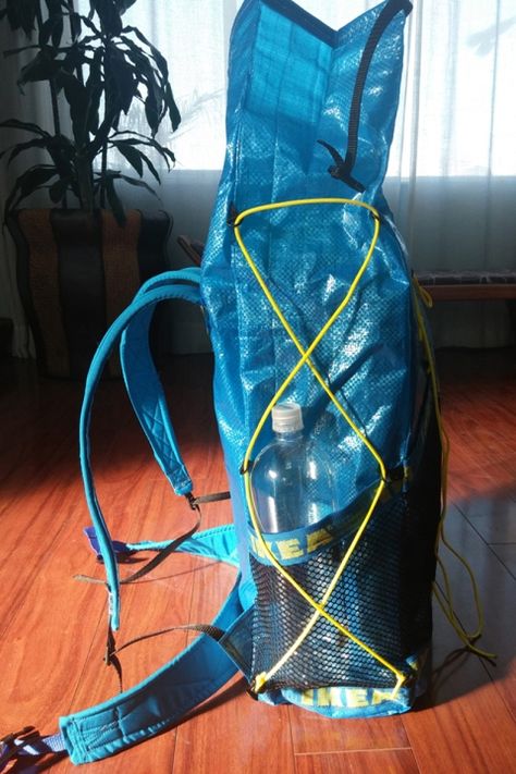 Ikea Backpack, Homemade Backpack, Ikea Frakta, Ikea Bags, Ultralight Camping, Biking Diy, Computer Programmer, Upcycled Bag, Diy Backpack