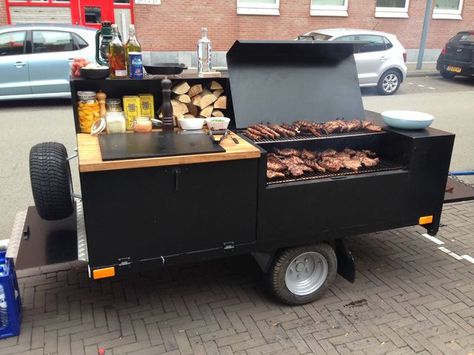 Aesthetic Bbq, Bbq Aesthetic, Fire Pit Ideas Backyard, Backyard On A Budget, Kombi Food Truck, Foodtrucks Ideas, Grill Fire Pit, Bbq Pit Smoker, Gerobak Dorong