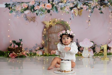 Garden Theme Cake Smash, Enchanted Forest Theme Cake Smash, Fairy Cake Smash Photography, Cake Smash Fairy Theme, Fairy First Birthday Photoshoot, Fairy Smash Cake Photoshoot, Fairy Theme Smash Cake, My Fairy First Birthday Photoshoot, Fairy First Cake Smash