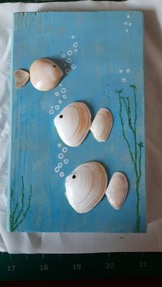 Seashell Art Diy, Beach Themed Crafts, Art Coquillage, Seashell Projects, Art Zine, Easy Acrylic Painting, Furniture Small Spaces, Shell Crafts Diy, Sea Crafts