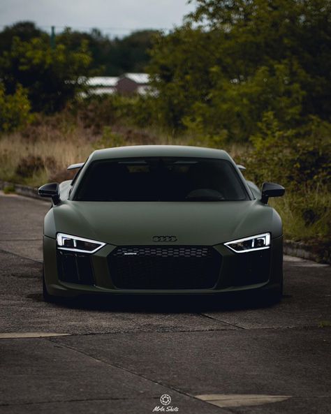 R8 V10 Plus, Audi R8 V10 Plus, R8 V10, Audi R8 V10, Black Nike Shoes, Expedition Vehicle, Mustang Cars, Audi Cars, Car Photography