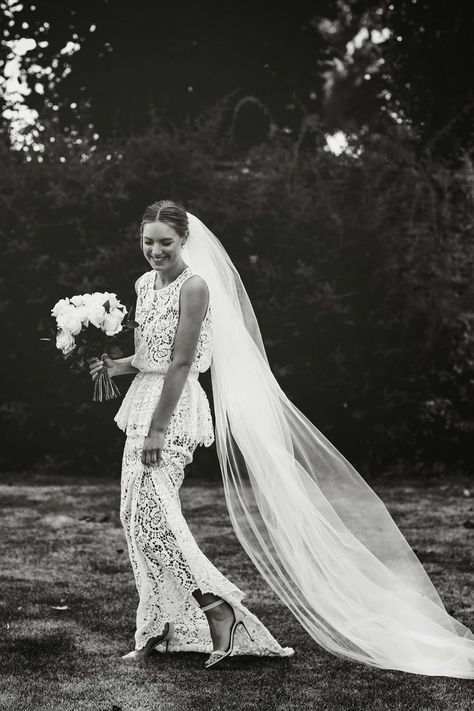 CHLOE SIPPE | A beautiful relaxed English wedding Wedding Photography Gallery, English Wedding, Bohemian Bride, A Wedding Dress, Bridal Inspiration, Wedding Dress Inspiration, Modern Bride, Looks Style, Gown Wedding Dress