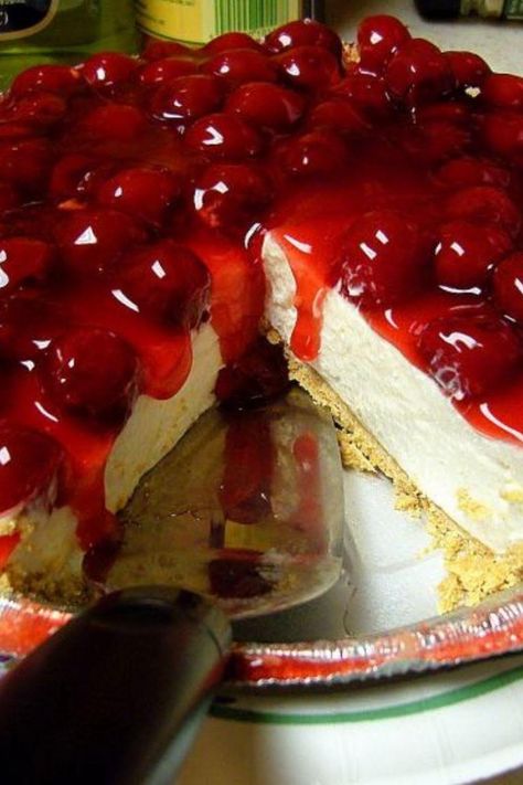 Easiest No-Bake Cheesecake Cloud Cheesecake, Easy No Bake Cheesecake Recipes, Bake Cheesecake Recipes, No Bake Cheesecake Recipes, Best No Bake Cheesecake, No Bake Cherry Cheesecake, Easy No Bake Cheesecake, Chilled Desserts, Easy Pie Recipes