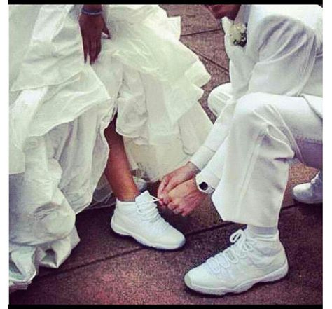 When You And You Boyfriend/husband Are Sneakerheads This Is Gonna Be Me And My Baby 15 Shoes, Relationship Pics, Cheap Nike Shoes, Jordan Retro 11, Picture Quote, Nike Shoes For Sale, Roshe Run, Jordan 23, Nike Roshe Run